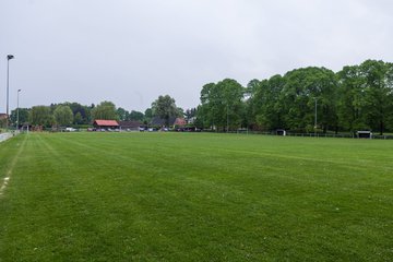 Bild 102 - wCJ SV Steinhorst/Labenz - VfL Oldesloe : Ergebnis: 18:0